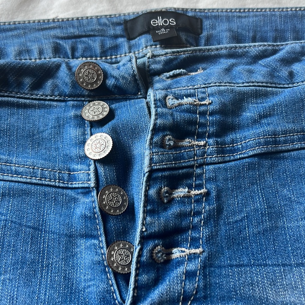 Ellos Jean Shorts Size: 16 - Picture 2 of 7